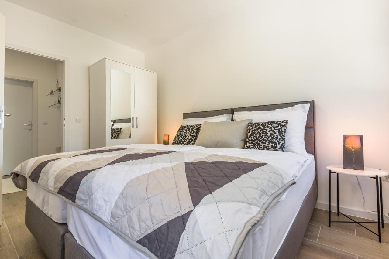 Luxury 2 Bedroom Apartment With Sea View Baska Voda Luaran gambar