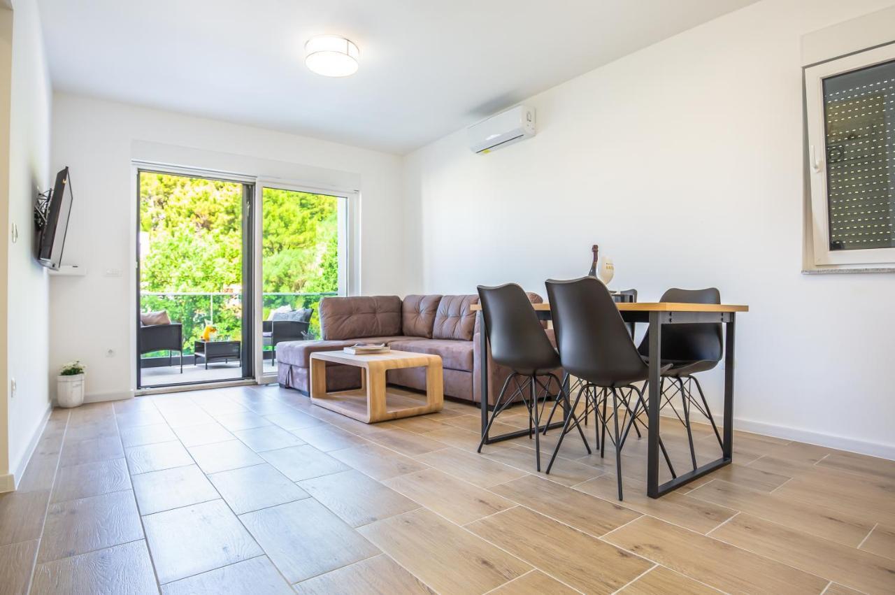 Luxury 2 Bedroom Apartment With Sea View Baska Voda Luaran gambar
