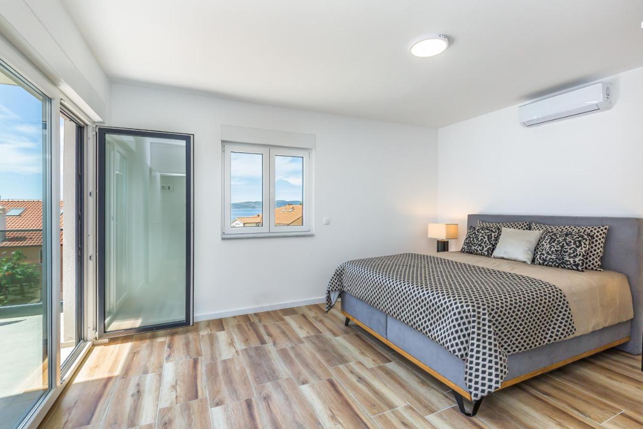 Luxury 2 Bedroom Apartment With Sea View Baska Voda Luaran gambar