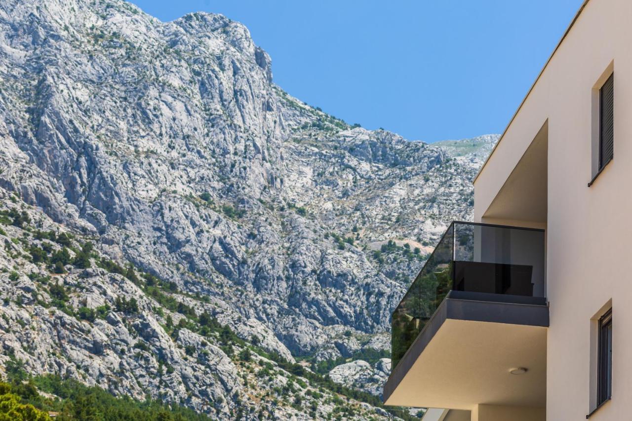 Luxury 2 Bedroom Apartment With Sea View Baska Voda Luaran gambar